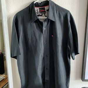 Quicksilver. Vintage. Button up.